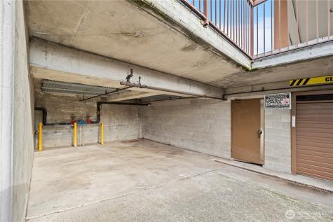 500 W 5th Avenue Seattle WA 98119