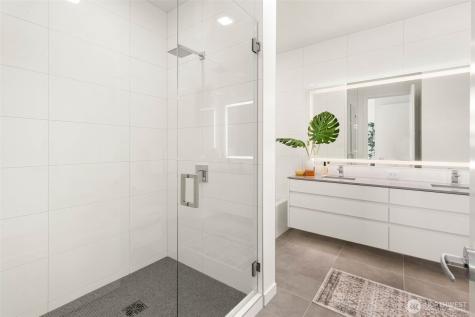 10232 NE 10th Street Bellevue WA 98004