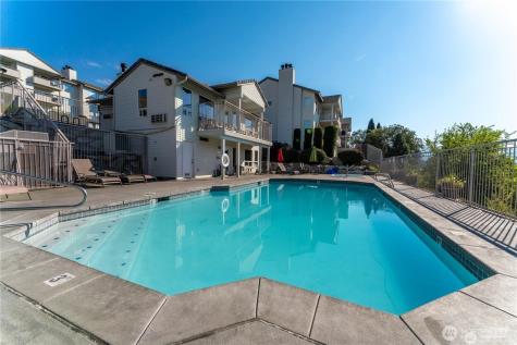 808 West Manson Highway Chelan WA 98816