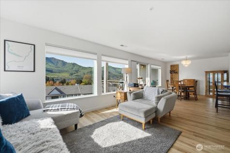 808 West Manson Highway Chelan WA 98816