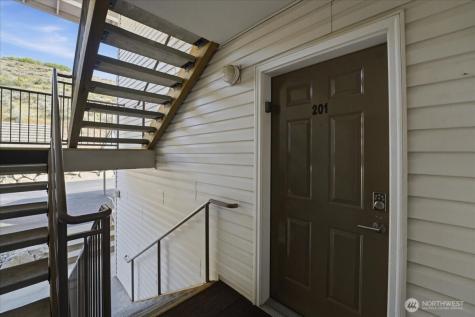 808 West Manson Highway Chelan WA 98816