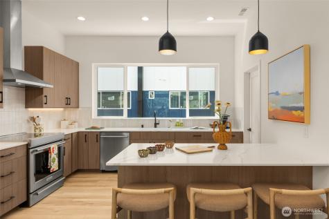 16002 SE 31st Lane Bellevue WA 98008