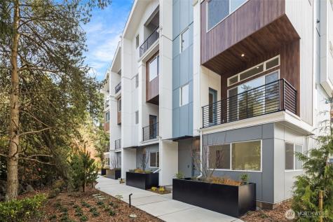 16002 SE 31st Lane Bellevue WA 98008