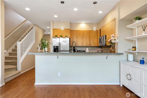 162 Cougar Ridge Road NW Issaquah WA 98027