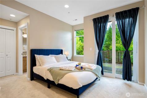 162 Cougar Ridge Road NW Issaquah WA 98027