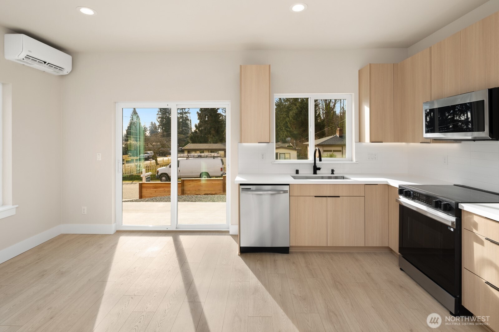 908 S 138th Street Burien WA 98168