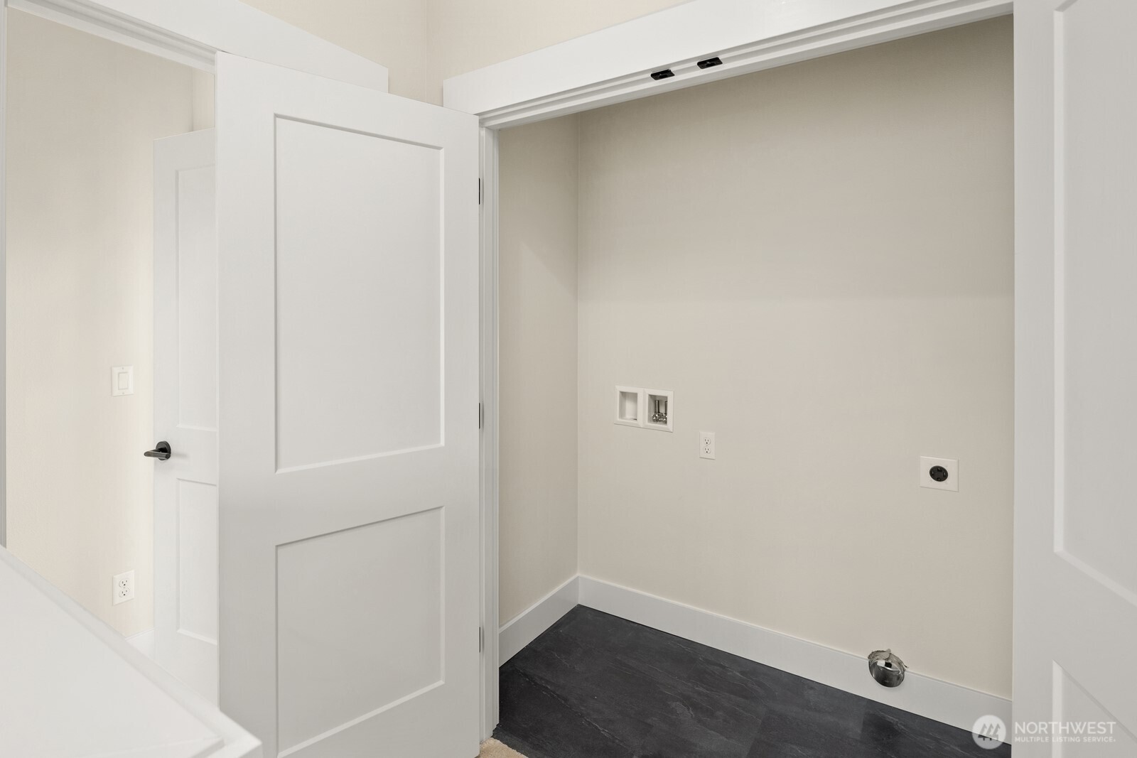 908 S 138th Street Burien WA 98168