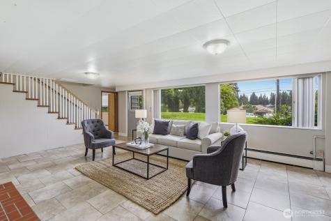 3822 Shelby Road Lynnwood WA 98087