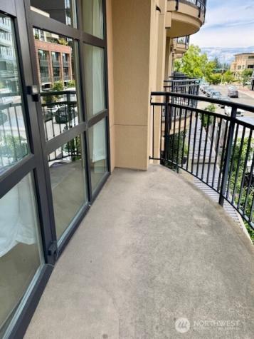 10047 Main Street Bellevue WA 98004