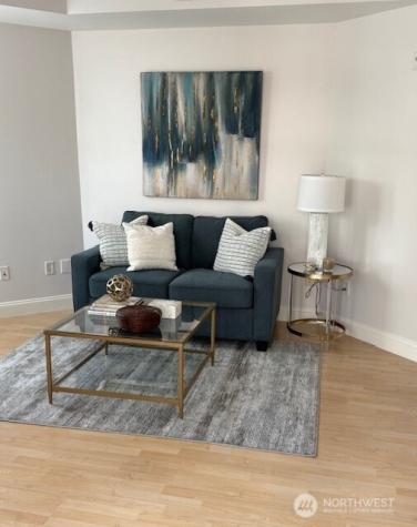 10047 Main Street Bellevue WA 98004