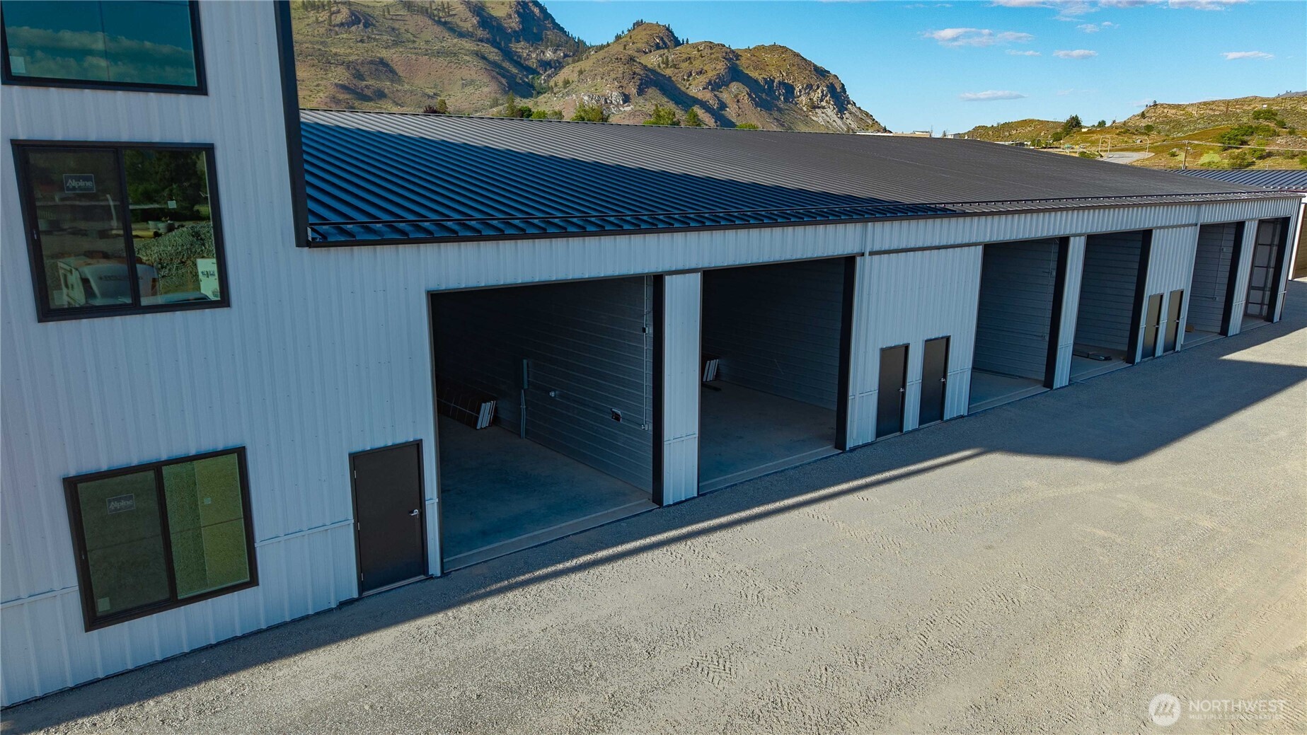 73 E Shop Avenue Chelan WA 98816