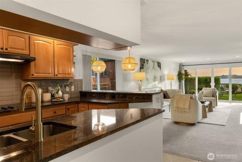 6620 Lake Washington Boulevard NE Kirkland WA 98033