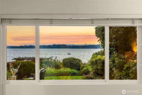 6620 Lake Washington Boulevard NE Kirkland WA 98033