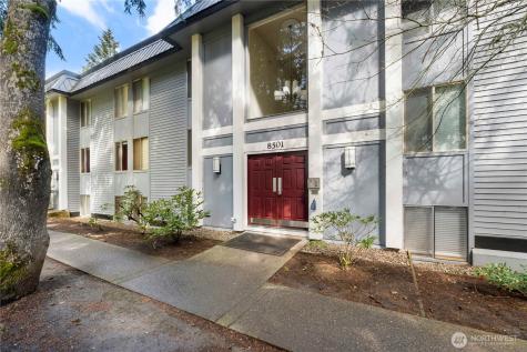 8501 Zircon Drive SW Lakewood WA 98498