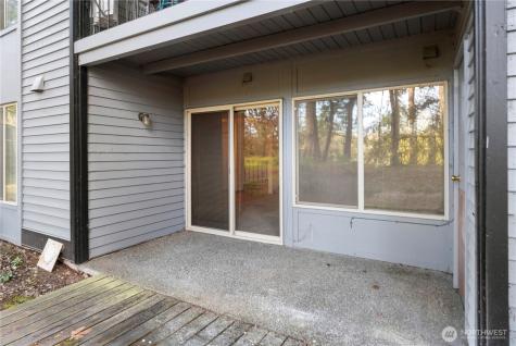 8501 Zircon Drive SW Lakewood WA 98498