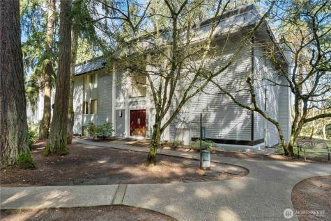 8501 Zircon Drive SW Lakewood WA 98498