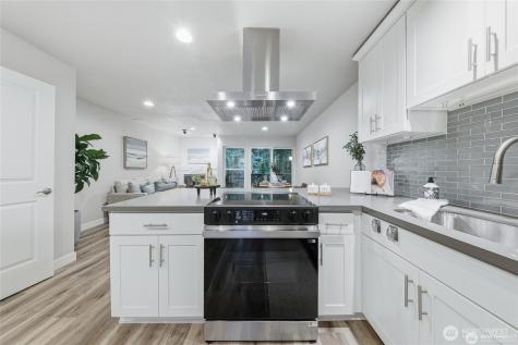 1940 N Northgate Way Seattle WA 98133