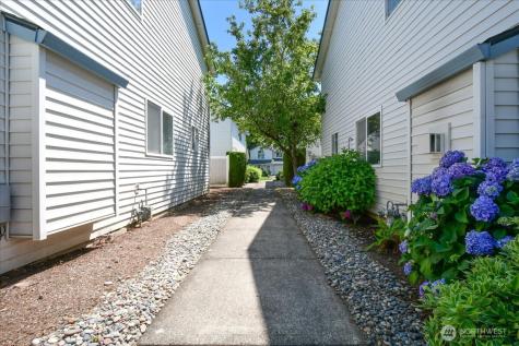 17311 SE 15th Way Vancouver WA 98683