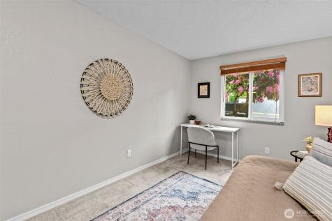 423 75th Street SE Everett WA 98203
