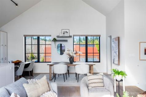 4566 Flying Goat Avenue NE Bainbridge Island WA 98110