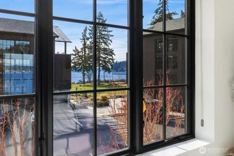 4566 Flying Goat Avenue NE Bainbridge Island WA 98110