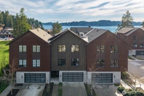 4566 Flying Goat Avenue NE Bainbridge Island WA 98110