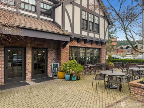 4566 Flying Goat Avenue NE Bainbridge Island WA 98110