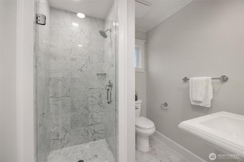 525 W Prospect Street Seattle WA 98119