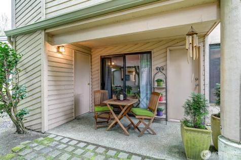 10008 122nd Street Kirkland WA 98034