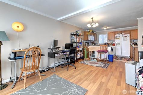 8823 Holly Drive Everett WA 98208