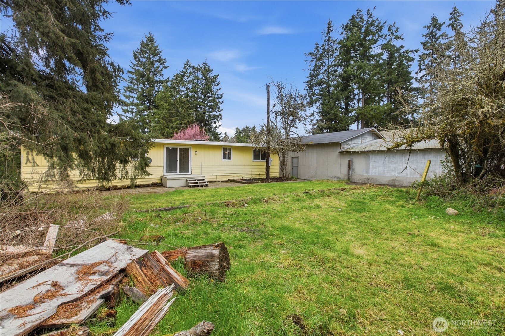 8214 191st Street E Puyallup WA 98375