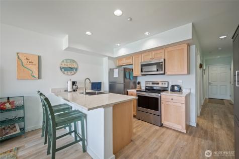 322 W Woodin Avenue Chelan WA 98816
