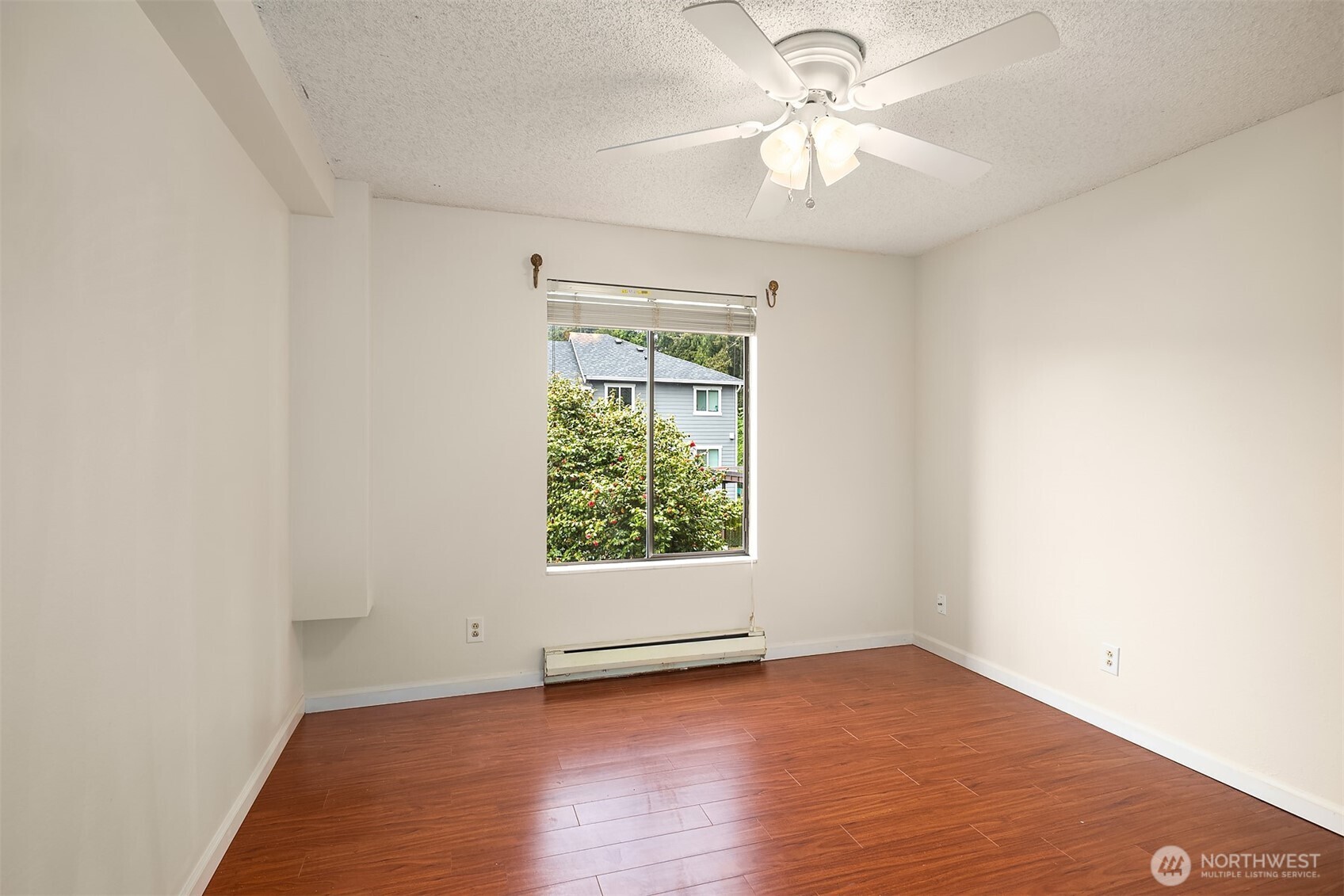 5915 Highway Place Everett WA 98203
