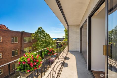 1001 Queen Anne Avenue N Seattle WA 98109