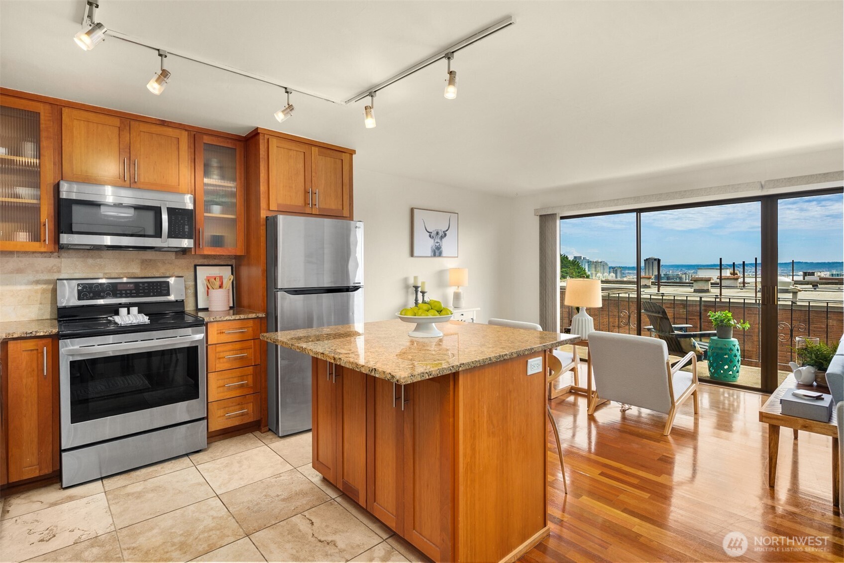 1001 Queen Anne Avenue N Seattle WA 98109