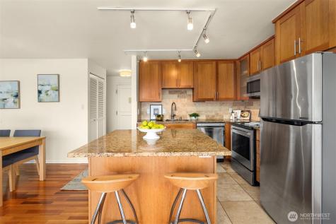 1001 Queen Anne Avenue N Seattle WA 98109