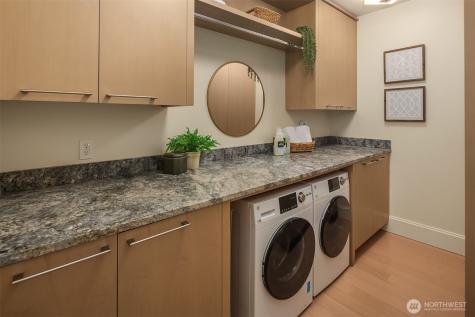 1521 2nd Avenue Seattle WA 98101