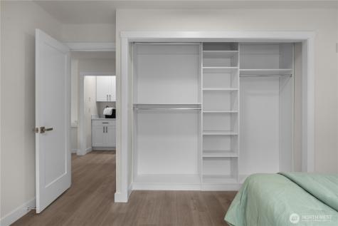 952 232nd Place NE Sammamish WA 98074