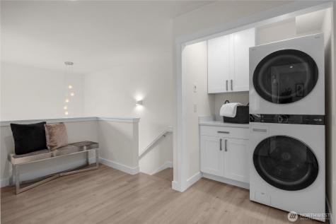 952 232nd Place NE Sammamish WA 98074