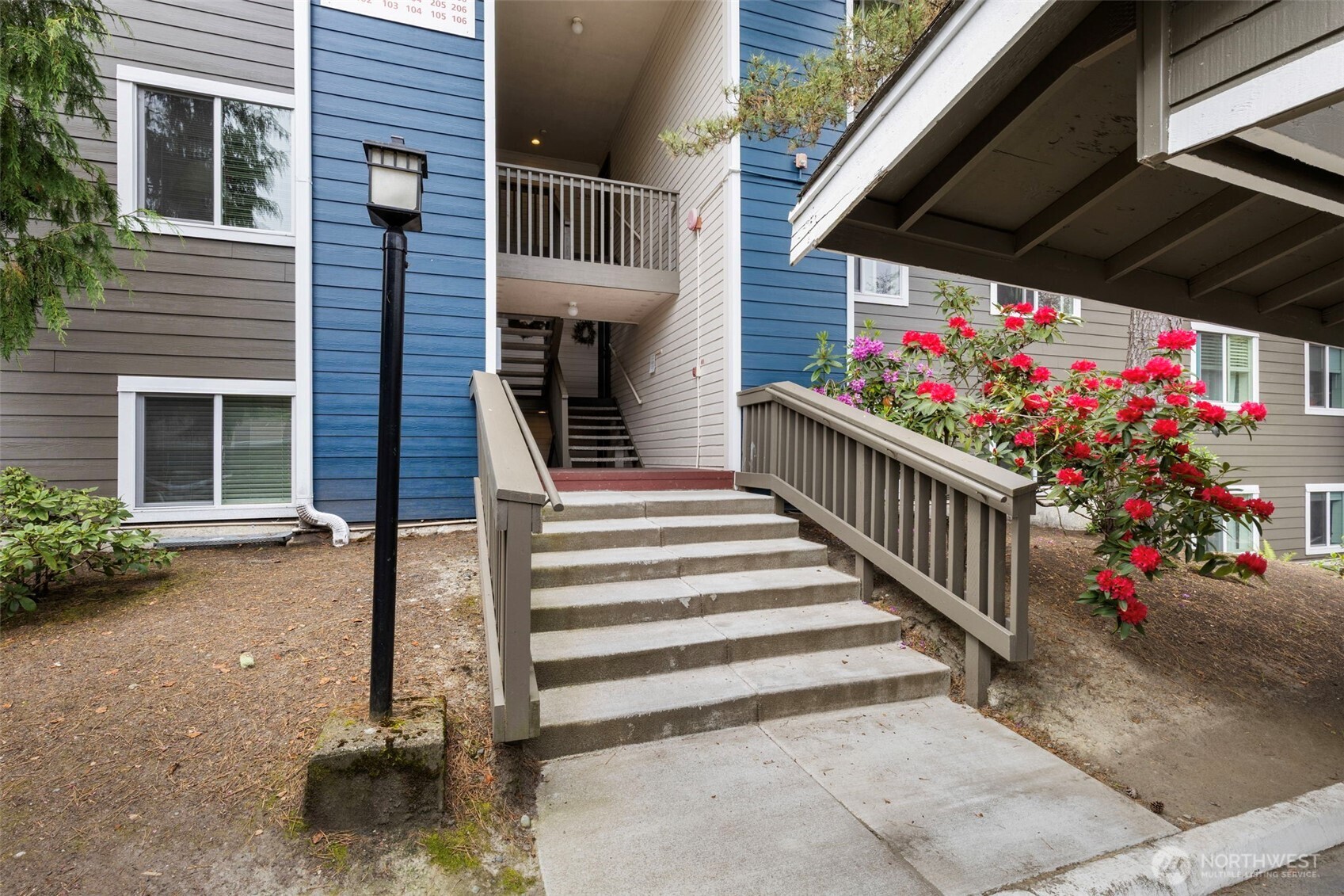 20198 Vikings Crest Loop NE Poulsbo WA 98370