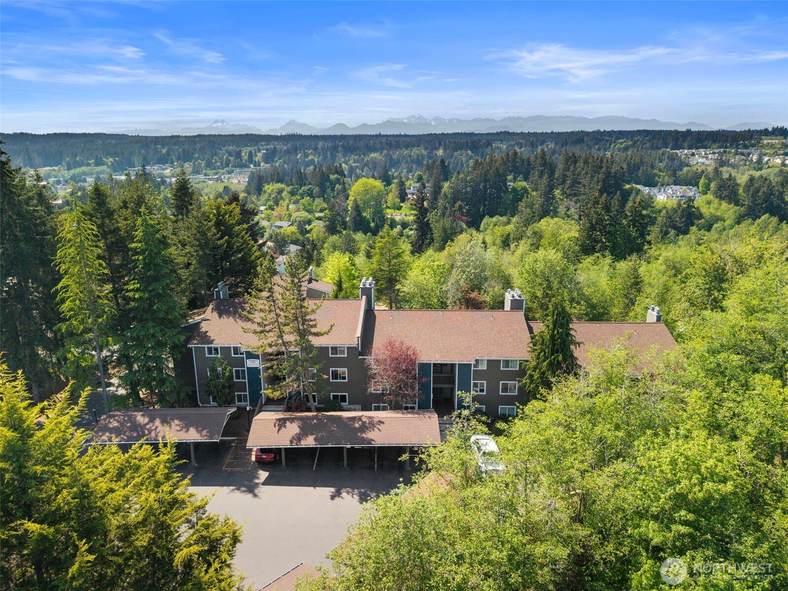 20198 Vikings Crest Loop NE Poulsbo WA 98370