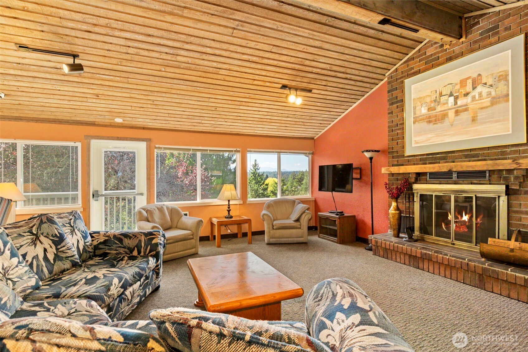 20198 Vikings Crest Loop NE Poulsbo WA 98370