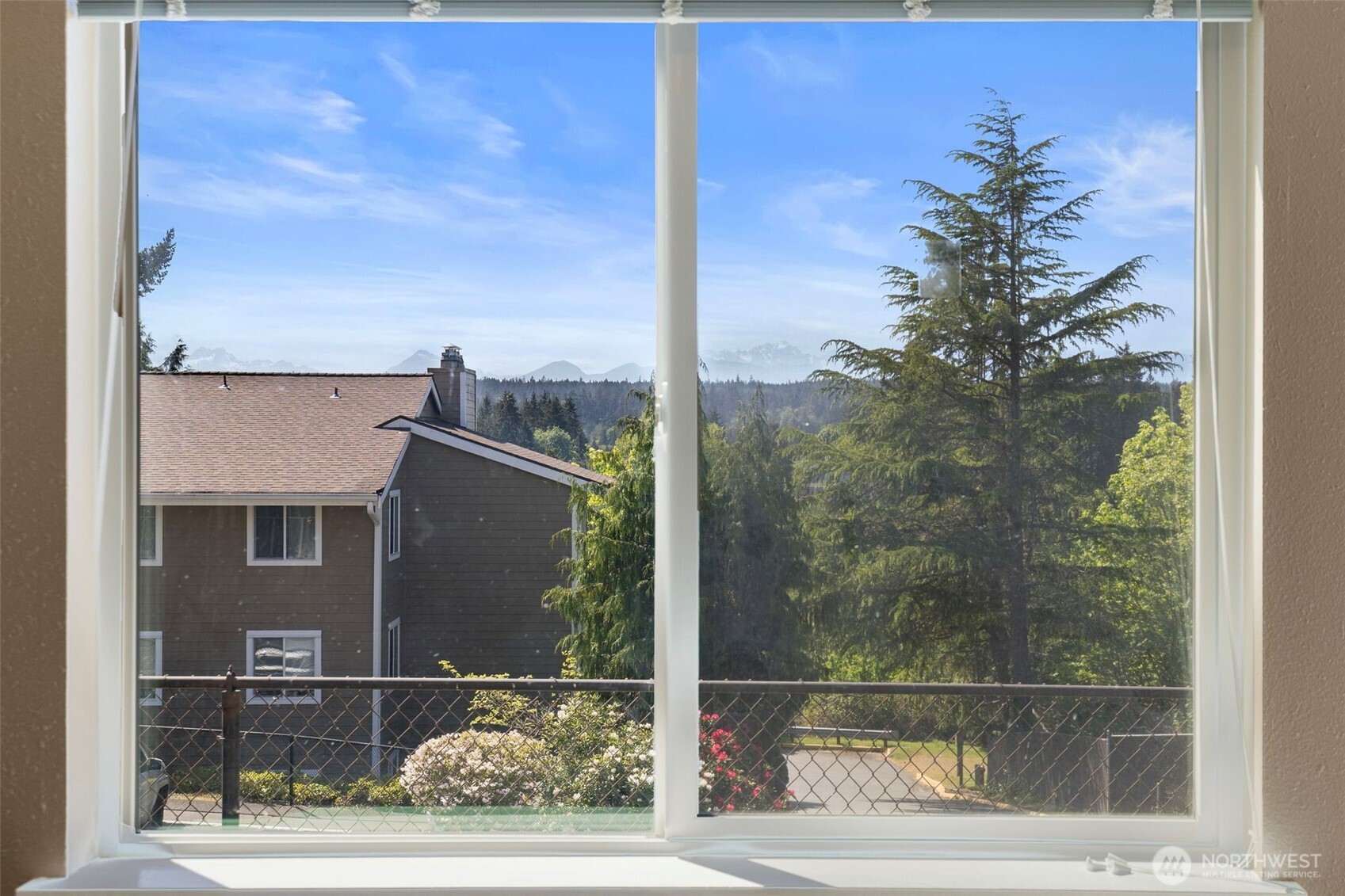 20198 Vikings Crest Loop NE Poulsbo WA 98370
