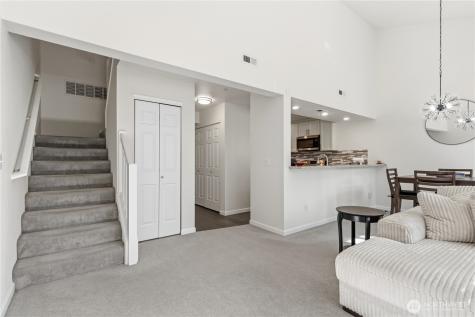 1921 S 368th Place Federal Way WA 98003