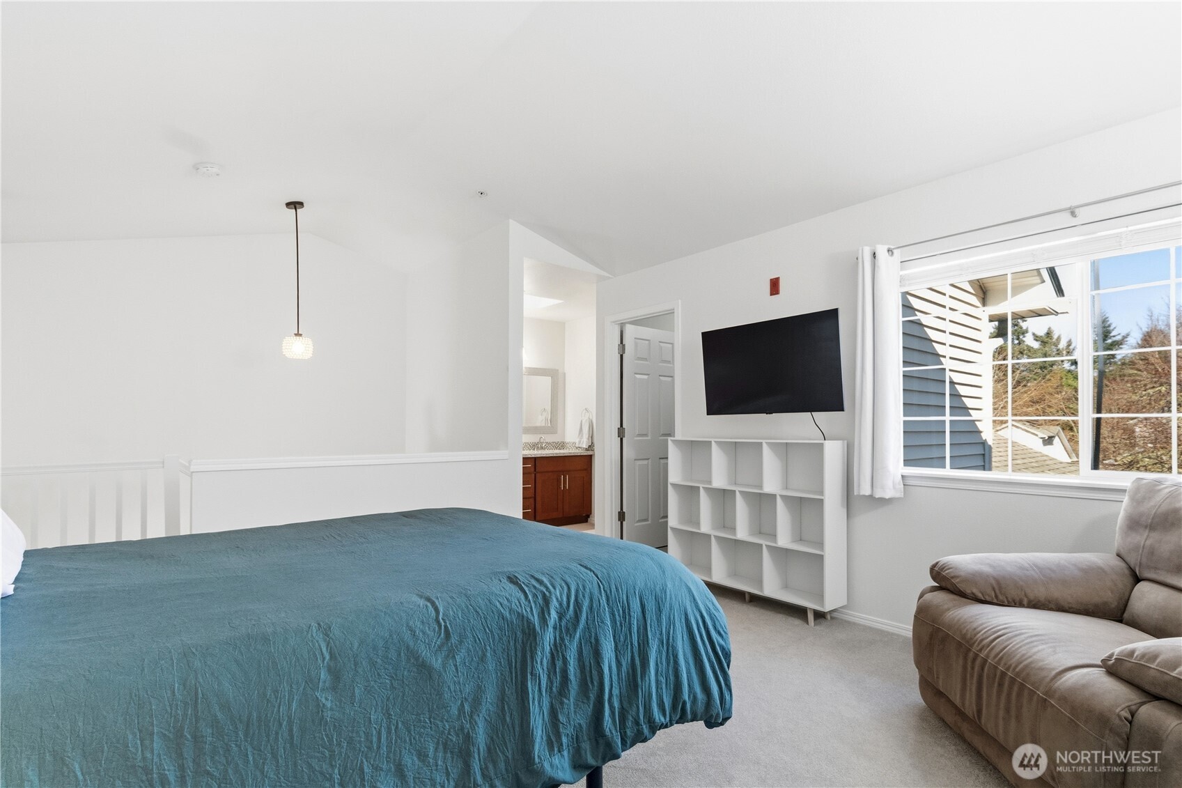 1921 S 368th Place Federal Way WA 98003