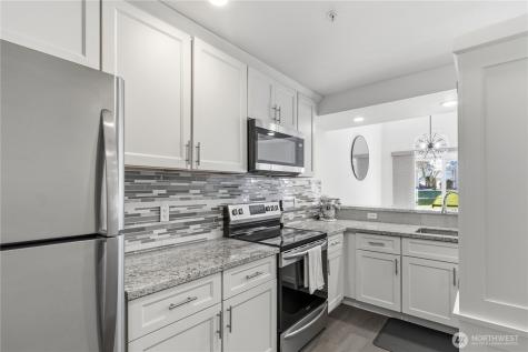 1921 S 368th Place Federal Way WA 98003