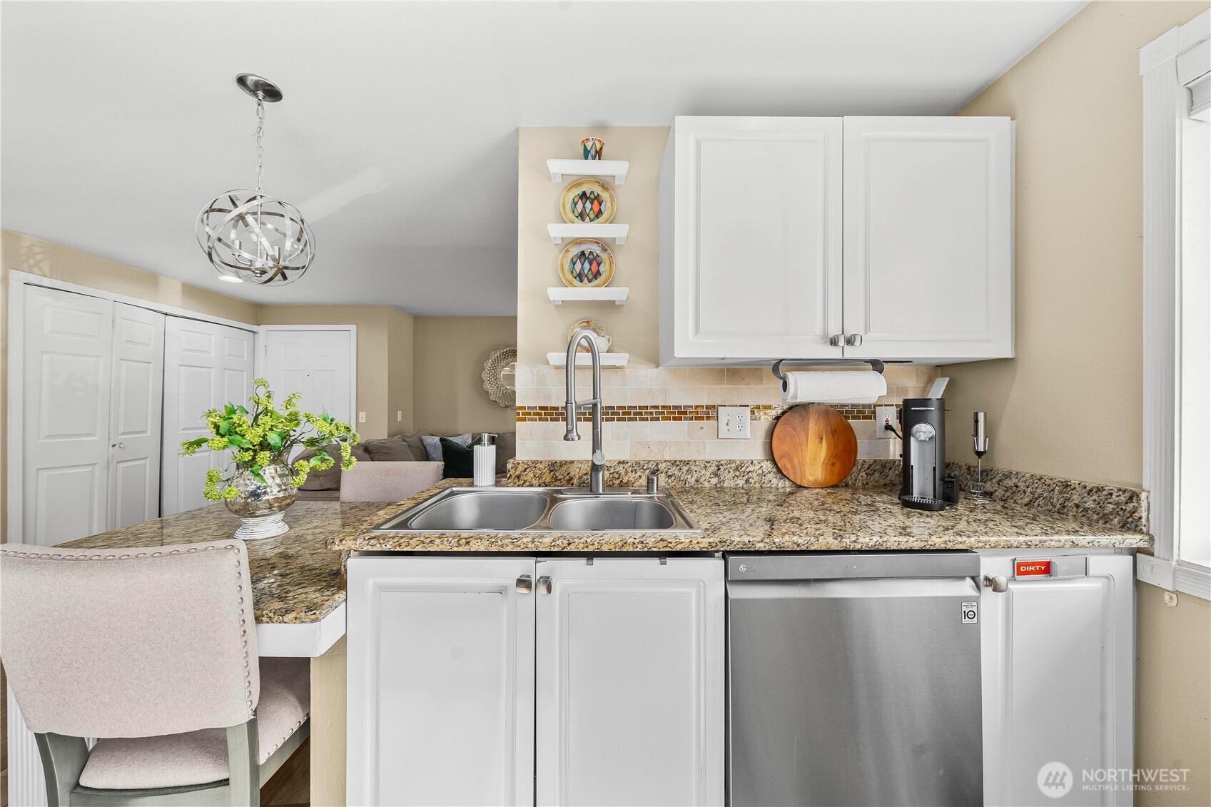 6825 Cougar Mountain Way Bellevue WA 98006
