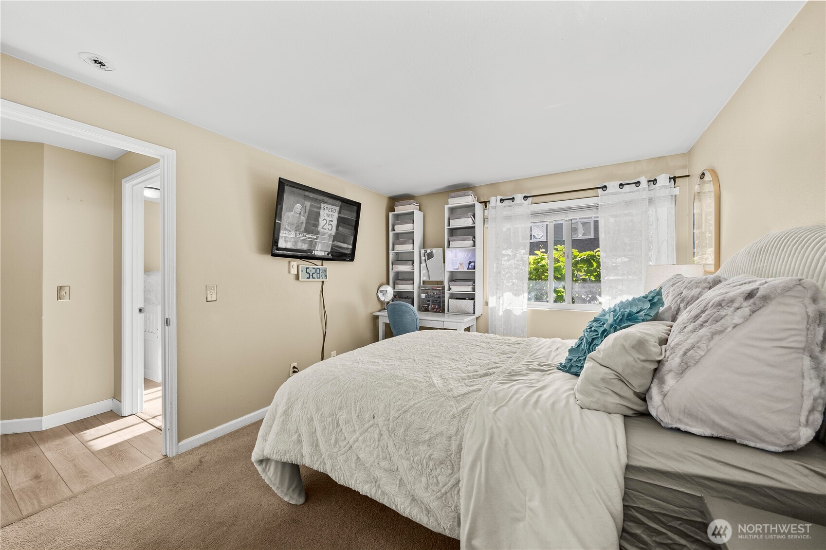 6825 Cougar Mountain Way Bellevue WA 98006