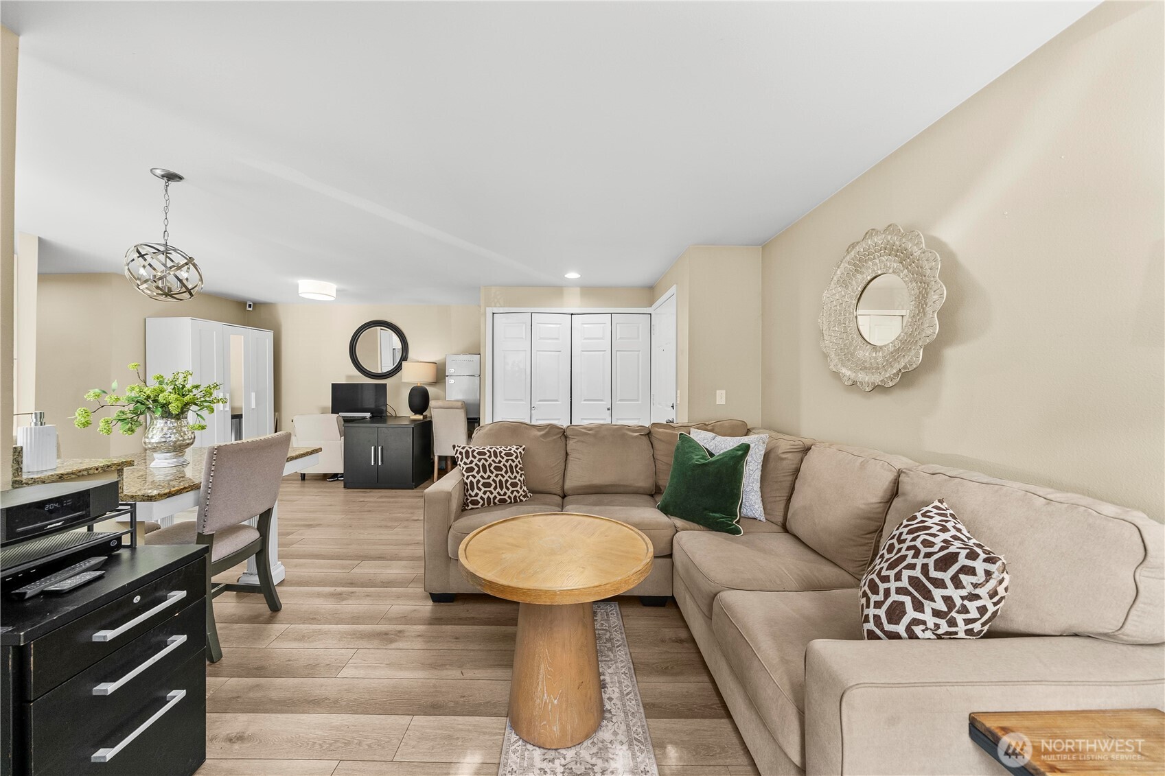 6825 Cougar Mountain Way Bellevue WA 98006
