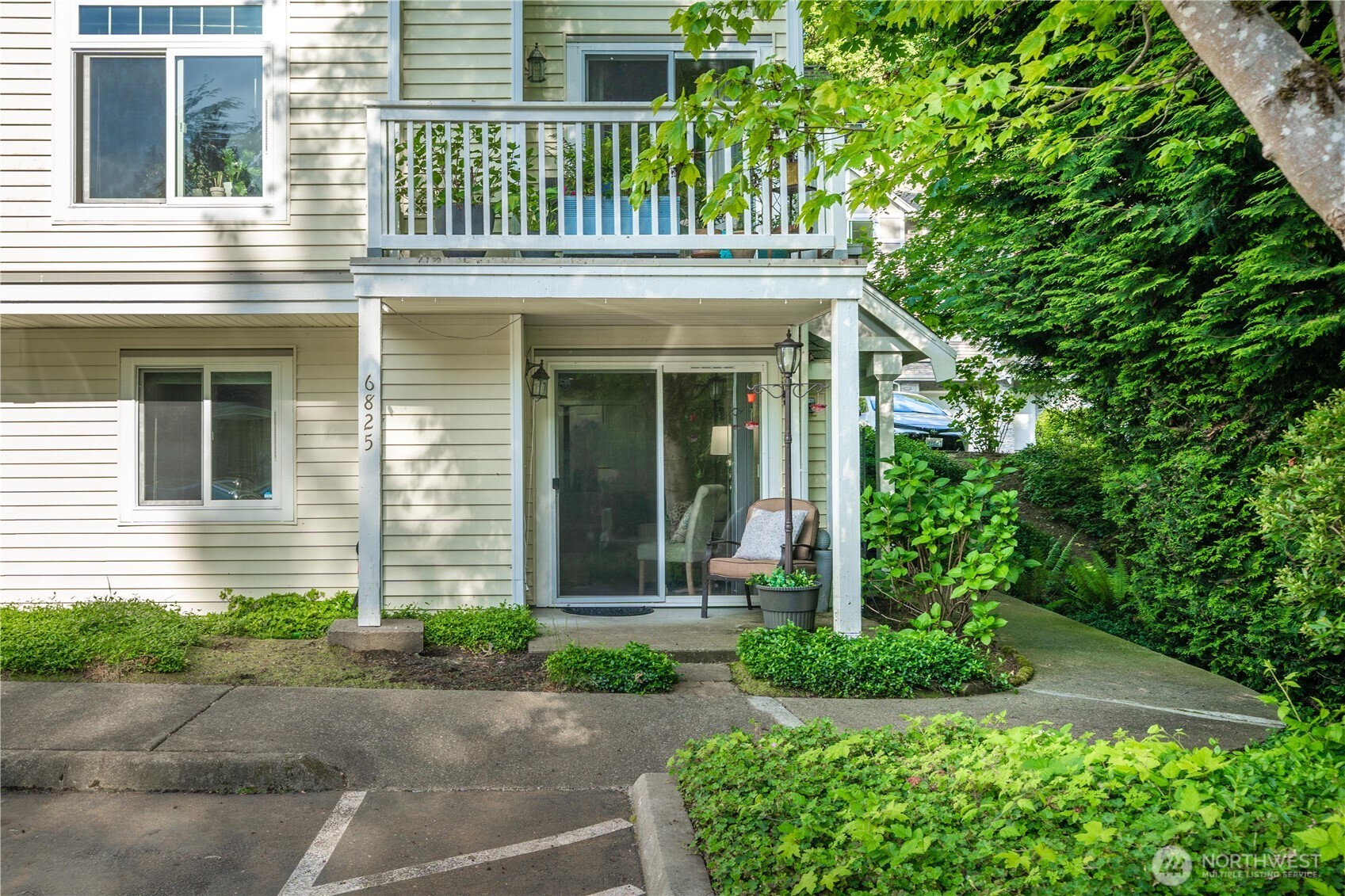 6825 Cougar Mountain Way Bellevue WA 98006